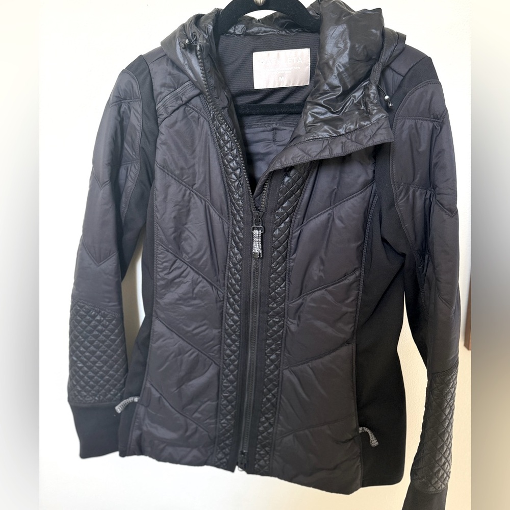 Athleta Medium Rock Ridge Primaloft Jacket Black Active Fitness Coat Hood
